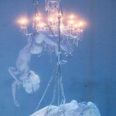 Bonnie, Frances & the chandelier – Castellucci/Parsifal/Bologna 2014