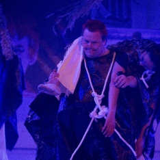 skart-theater-thikwa-dasniya-sommer-berlin-dance-performance-foto-florian-krauss